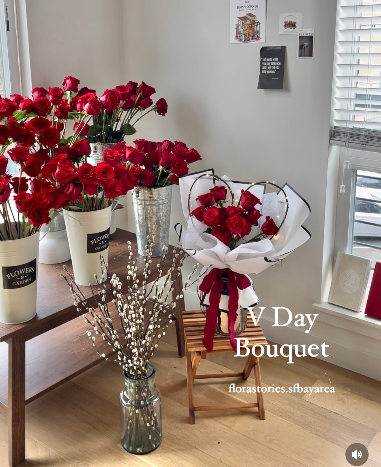 Light Up Heart Dozen Red Roses